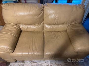 Divano due posti
