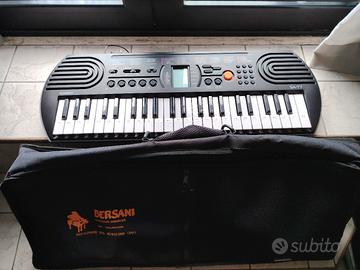 pianola Casio SA-77