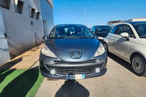 Peugeot 207 1.4 HDi 70CV X NEOPATENTATI