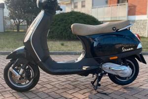 VESPA LX50cc nera