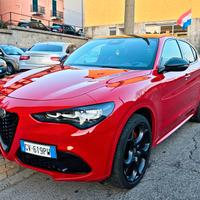 Alfa Romeo Stelvio tributo italiano 210cv