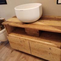 bagno sospeso in abete vecchio con 2 cassetti