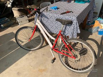 bici mtb 24" età 9-12 anni