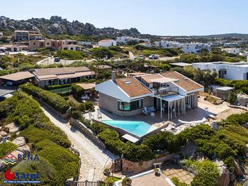 Splendida Proprietà - Baia Santa Reparata