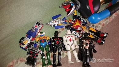 Giocattoli vecchi robot ufo anni 70 80 colleziono