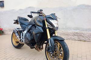 Honda cb1000r