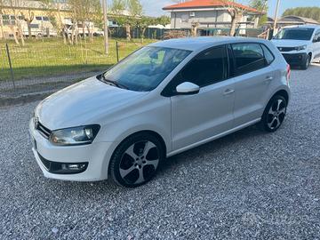 Volkswagen Polo 1.6 TDI Highline OK NEOPATENTATI