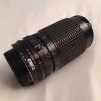 Obiettivo per fotocamere a pellicola 