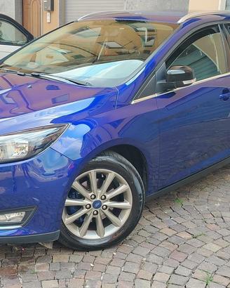 Ford Focus 1.5 TDCi 120 CV   titanium