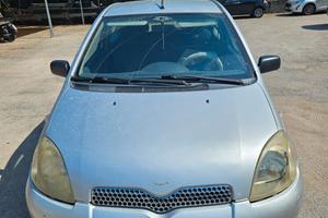 Toyota Yaris 1.0i 16V cat 3 porte
