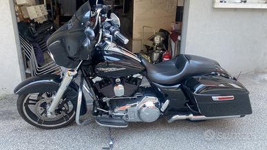 Herley Davidson Street glide 103