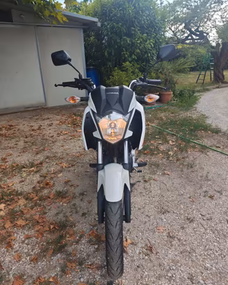 Moto Honda  CB125F con pochi kilometri