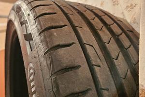 Gomme pneumatici CONTINENTAL 225/40 R18