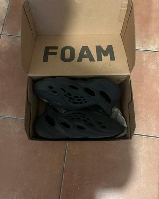 yeezy foam runner