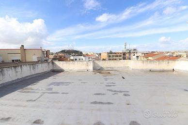 4 LOCALI A CAGLIARI