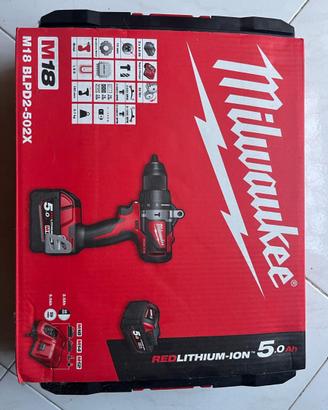 Trapano  AVVITATORE BRUSHLESS CON PERCUSSIONE