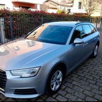 Audi A4 avant B9 2.0 TDI 150CV 