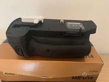 Nikon MB D-14 Battery Pack