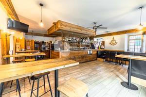 Locale commerciale in centro a Giustino