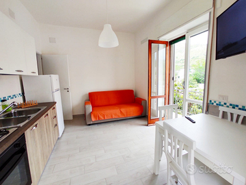 500mt dal mare di Agnone a 3km da Acciaroli