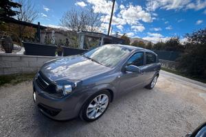 Opel Astra cosmo 1.7 CDTI 100cv ok neopatentati 