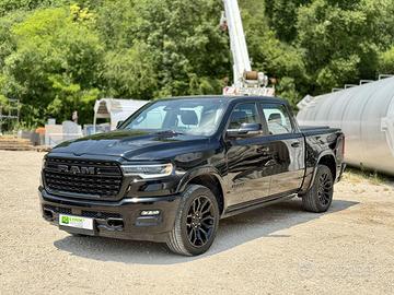 DODGE RAM 1500 crew Cab limited night edition
