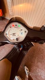 Vespa 125