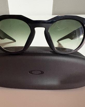 Oakley meta