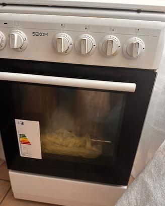 Cucina a gas + forno elettrico