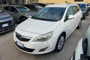 OPEL Astra 1.7 CDTI 110CV Sports Tourer Cosmo