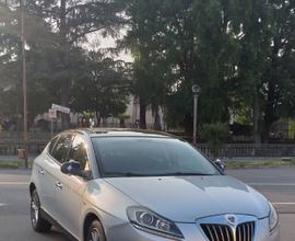 Lancia delta 1.6multijet 120Cv Selectronic Platino