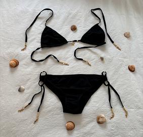 Bikini Nero con elementi decorativi