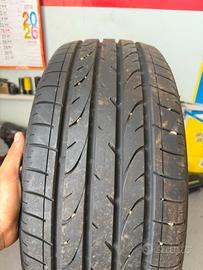 235/45/19