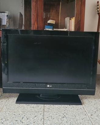 TV LG mod 32LC56 come NUOVO!
