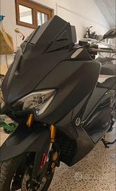 Tmax 530 sx sport edition