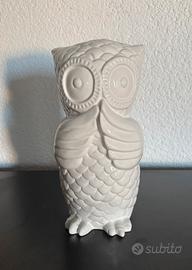 Grande gufo di ceramica bianco