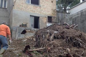 Casa da ristrutturare totalmente