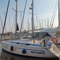 Imbarcazione a vela Bavaria C31 anno 2001 classe