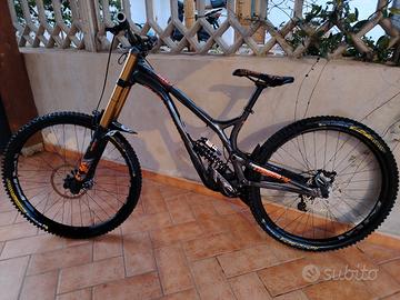 Commencal supreme dh v4.2 