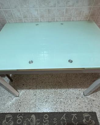 Tavolo cucina in vetro