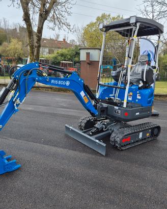 Miniescavatore Rippa CLM R15 motore Kubota