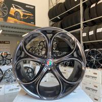 Cerchi NUOVI Alfa Romeo raggio 20 cod.29083479
