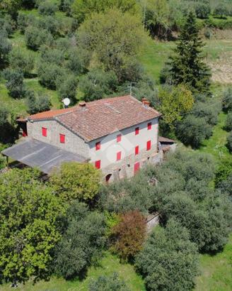 VILLA SINGOLA A PISTOIA