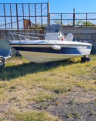barca a motore hellas artemis