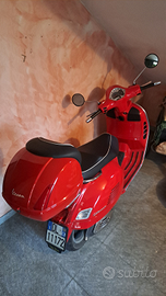 Vespa GTS 300 ie