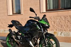 Kawasaki Z500 2025