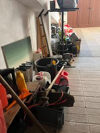 Si effettuano pulizia Giardinie sfalcio erba