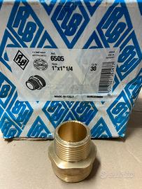 Nipplo / nipples 1”1/4 X 1” M/M ottone