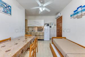 Bilocale a 50 m dal mare con spiaggia sabbiosa