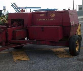 PRESSA PER BALLETTE MOD. NEW HOLLAND TIPO 370